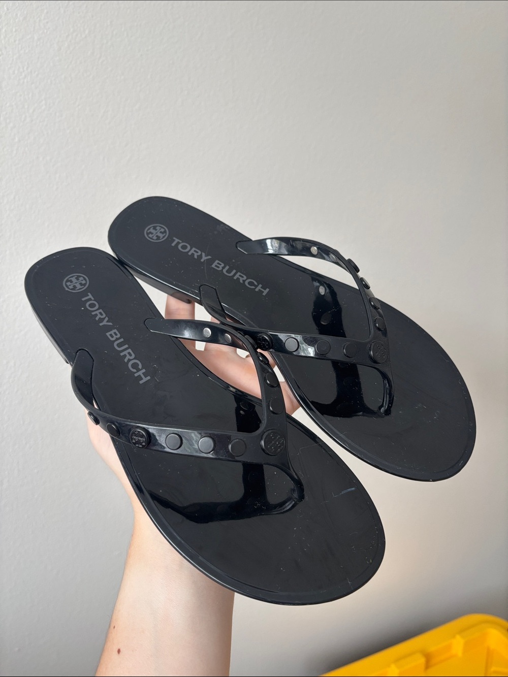 Tory Burch Women’s Black Thong Sandals PVC Slip-On Studded US SZ 9 DISCONTINUED - Picture 4 of 12
